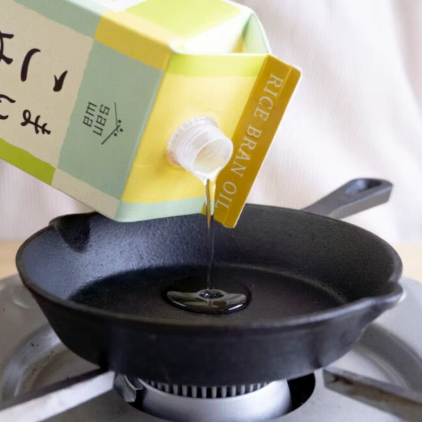 EVERYDAY RICE OIL - まいにちのこめ油 900g【Paper Pack】