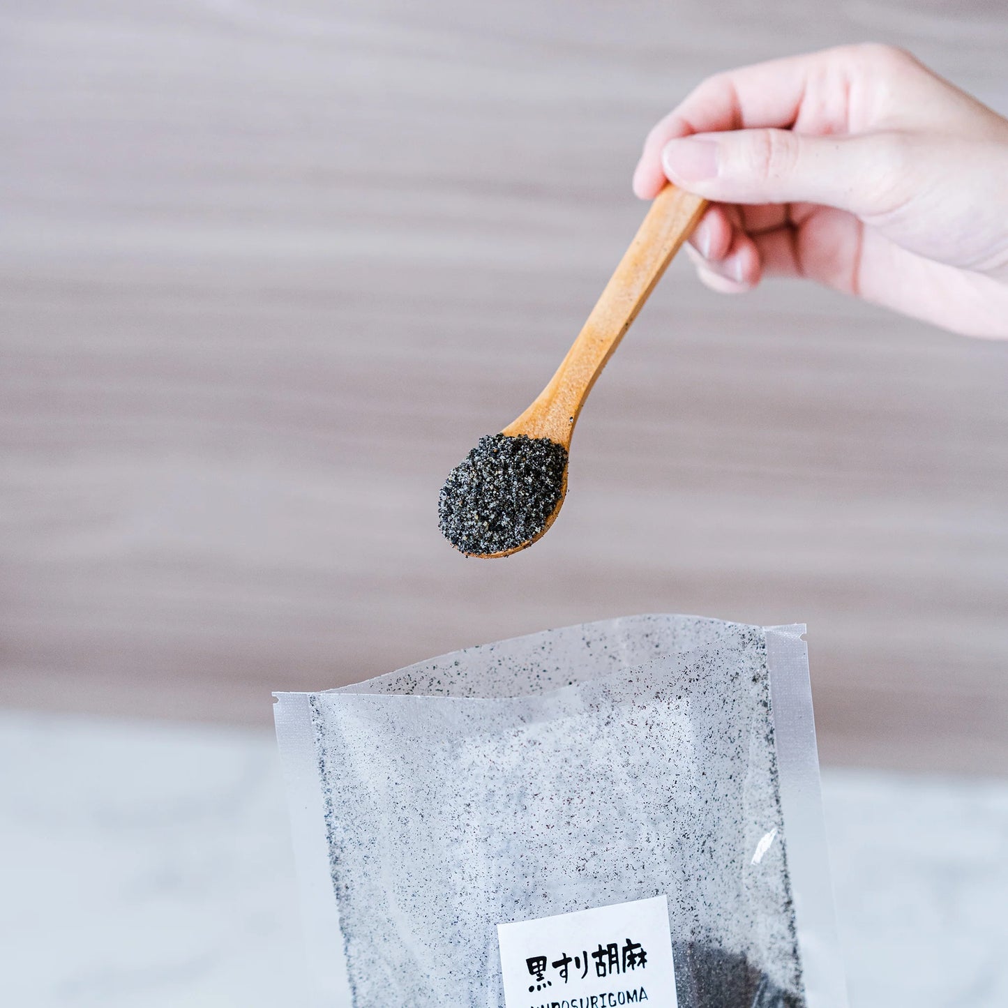 GRIND BLACK SESAME - すり胡麻 黒 100g