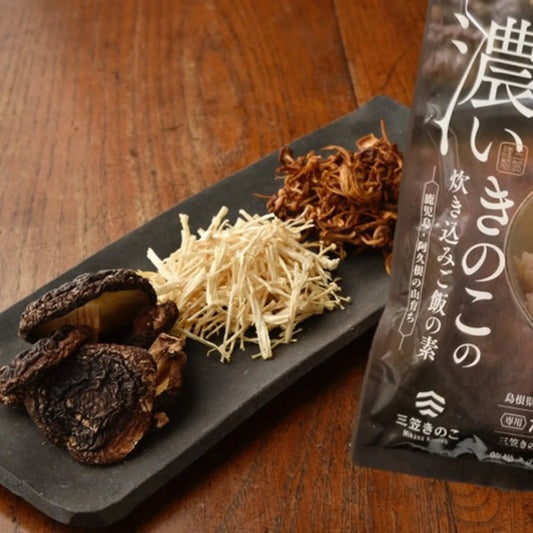 SEASONEING FOR MIXED RICE (MUSHROOM)- 濃いきのこの炊き込みご飯の素 65g