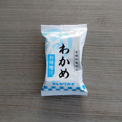 INSTANT MISO SOUP(SPINACH) - ｲﾝｽﾀﾝﾄみそ汁 わかめ 8g